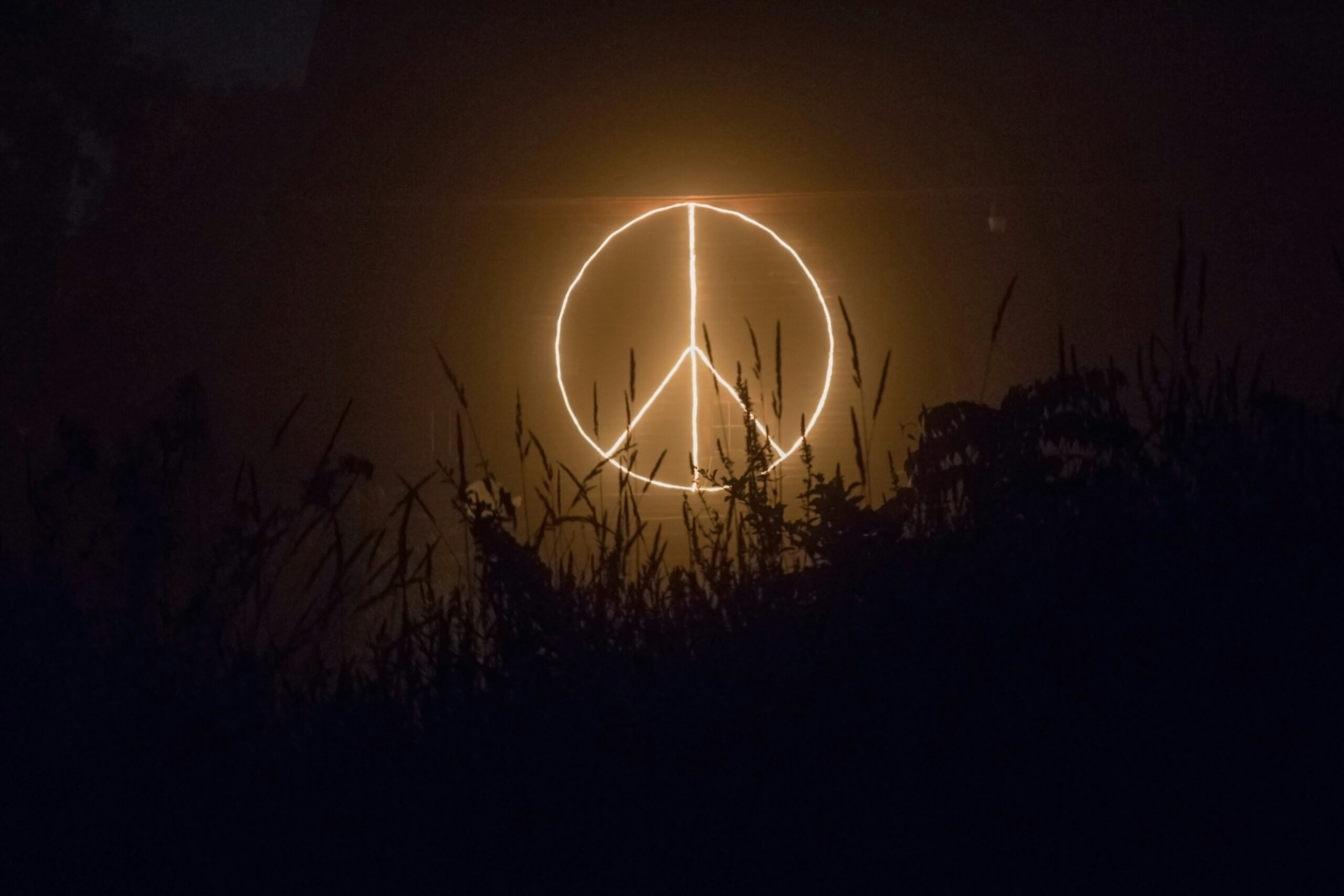 Peace sign in neon